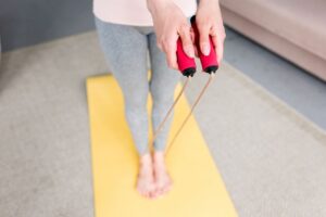 exercícios físicos para fazer em casa
